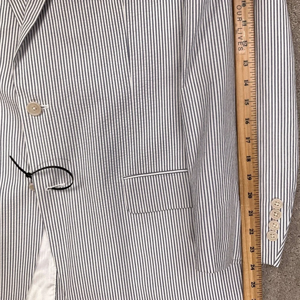 Jos A Bank Suit Mens 44R Blue White Seersucker 2-Pc Cotton